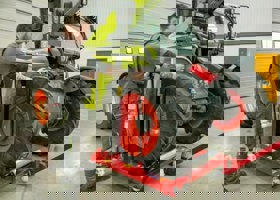 پنچرگیری و تعویض چرخ 